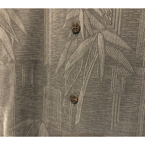 F. Rowe ( HOLD ' EM ) Button Down T Shirt 100% Silk Color Gray Size Large - Picture 8 of 10